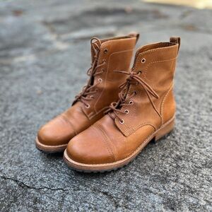 Patina Footwear / Portland Leather Lace Up Boots Bourbon size 6.5